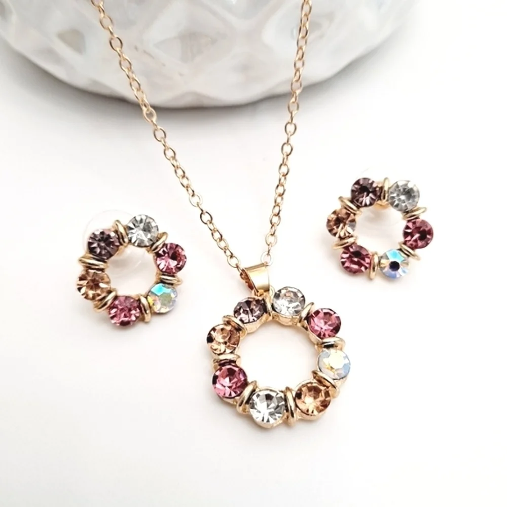 Gold rhinestones Necklace and earrings set dainty Rainbow multicolor 💖